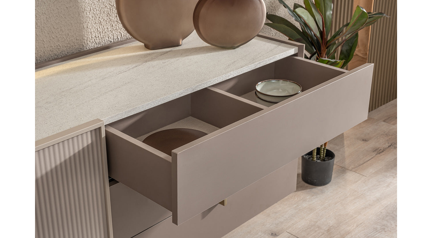 Carmen Dining Room Set